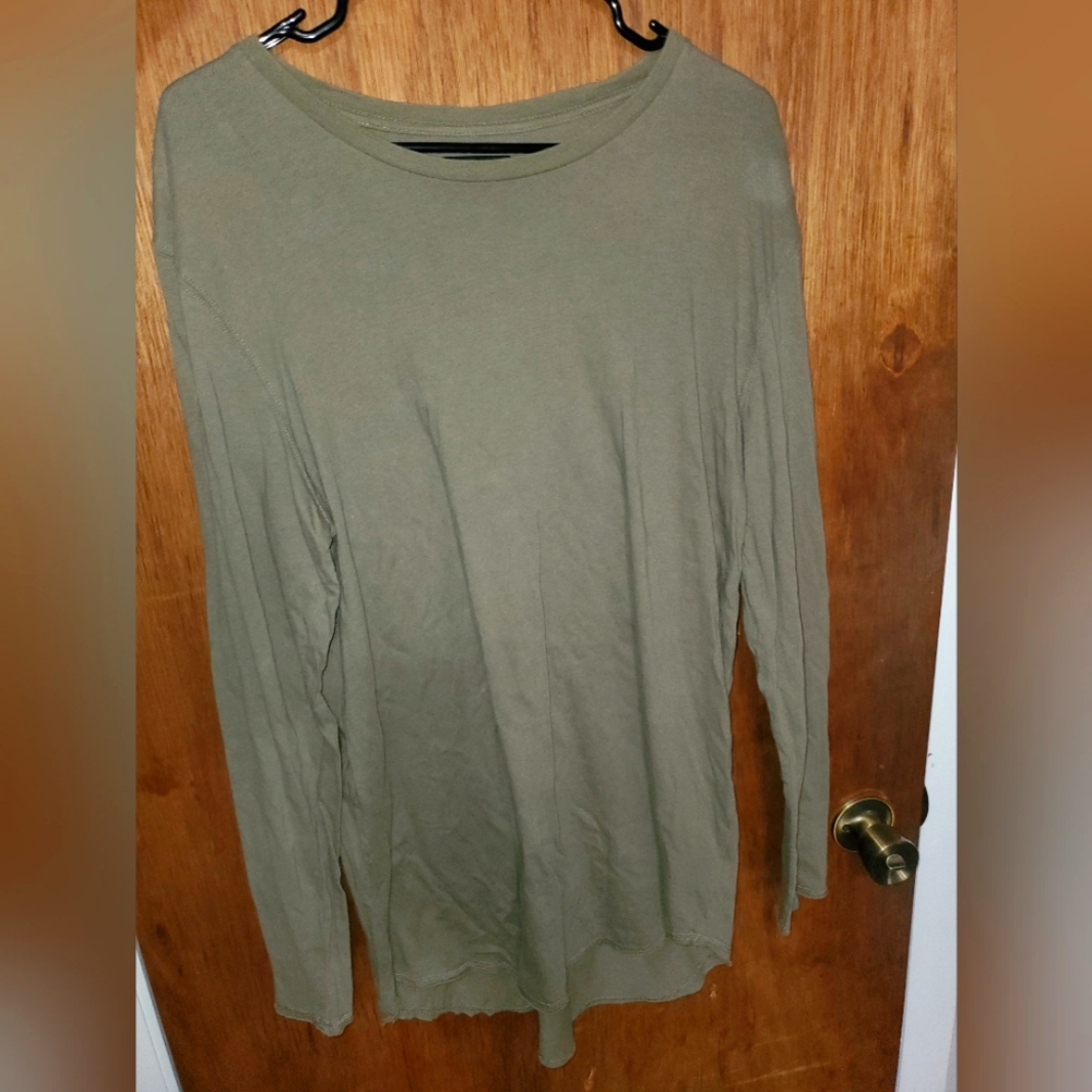 PacSun Scallop Fit Long Sleeve